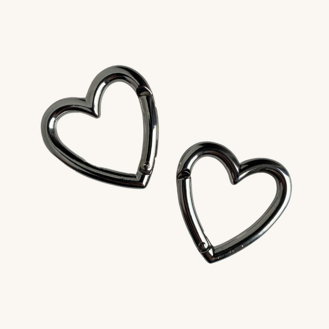 Metal Heart Shaped Snap Hook - Silver